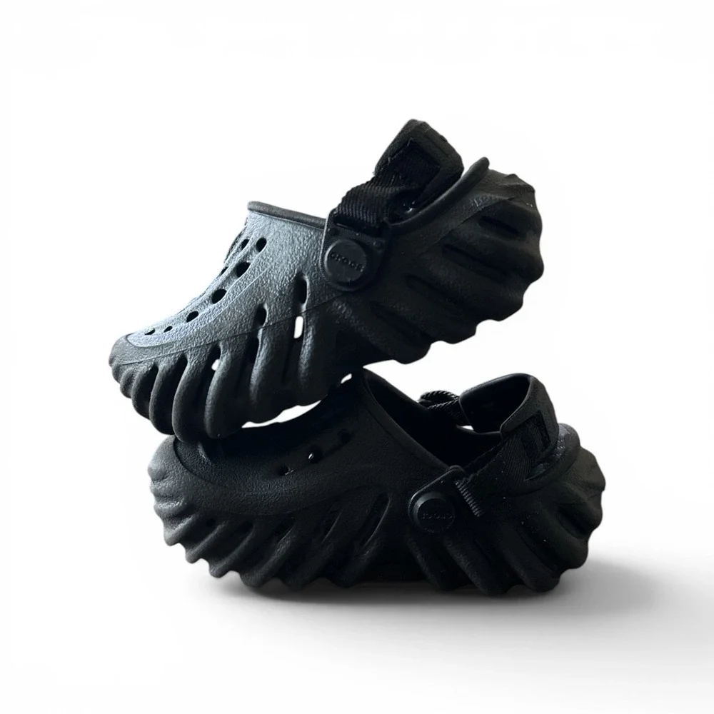 Black Crocs Child's Size 6 Echo Clog Sandals w/Adjustable Turbo Heel Strap